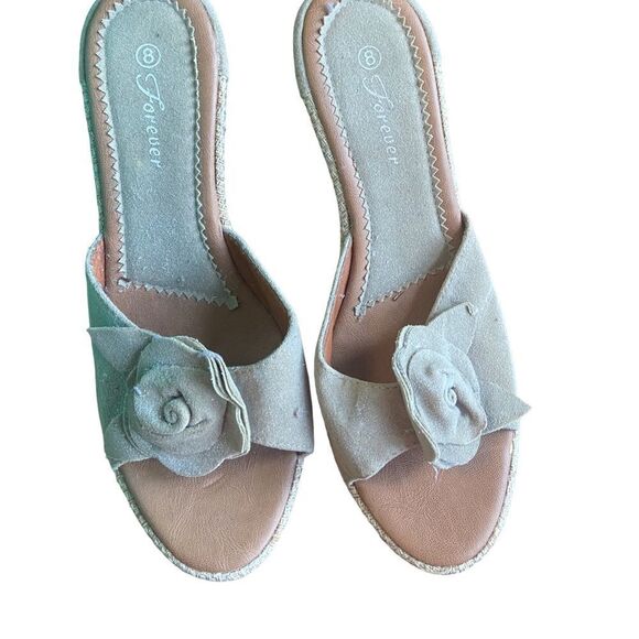 Forever taupe clog wedges size 8 new never worn - Picture 1 of 4